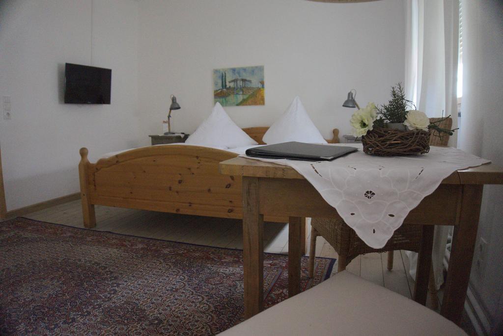 Hotel Garni Altes Winzerhaus Moselschaenke Kobern-Gondorf Habitación foto